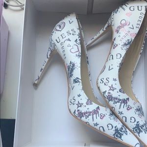 8.5 guess shoes